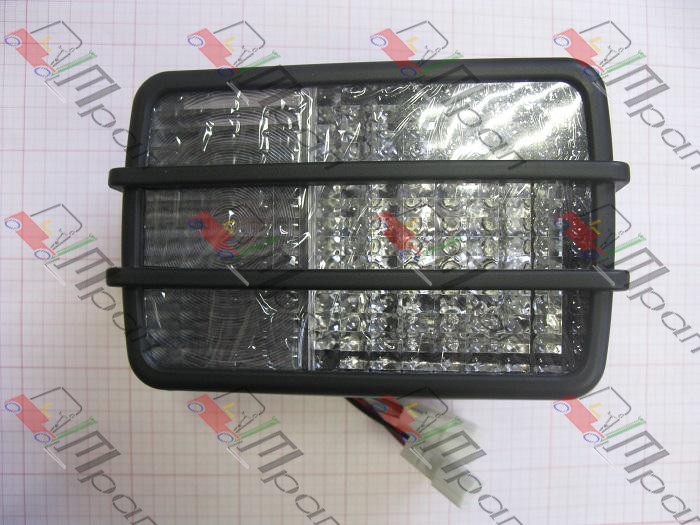 TOYOTA 56510-23320-71 Фара передняя правая 2-7FD45 (HH)