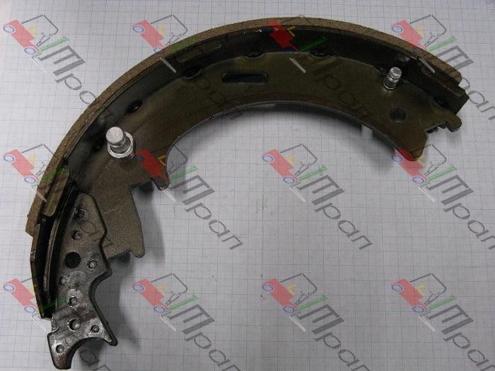 TOYOTA 47504-33260-71 Колодка тормозная Toyota 8 сер., 3,5т. (TRP)