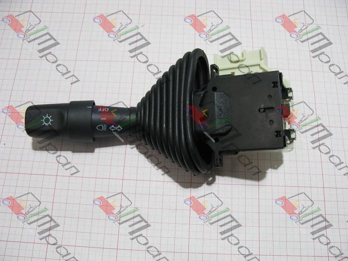 TOYOTA 57440-23320-71 Переключатель света фар  (TRP)