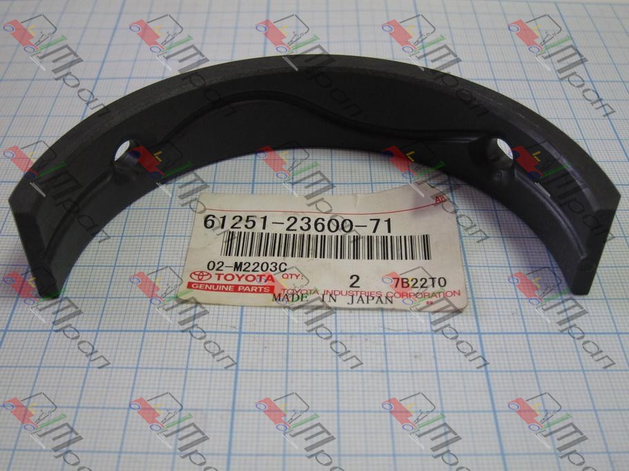 TOYOTA 61251-23600-71 Вкладыш мачты Toyota (HH)