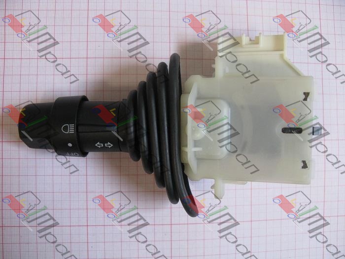 TOYOTA 57440-12470-71 Переключатель света 8 сер. (TRP)