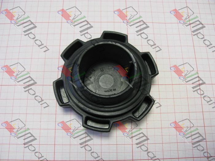 TOYOTA 12180-76002-71 Крышка маслозаливной горловины (HH)