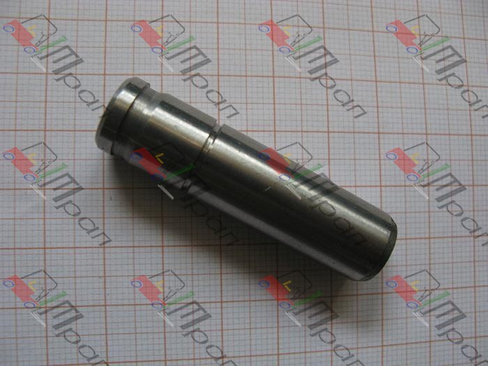 TOYOTA 11122-76009-71 Направляющая клапана Toyota 5K