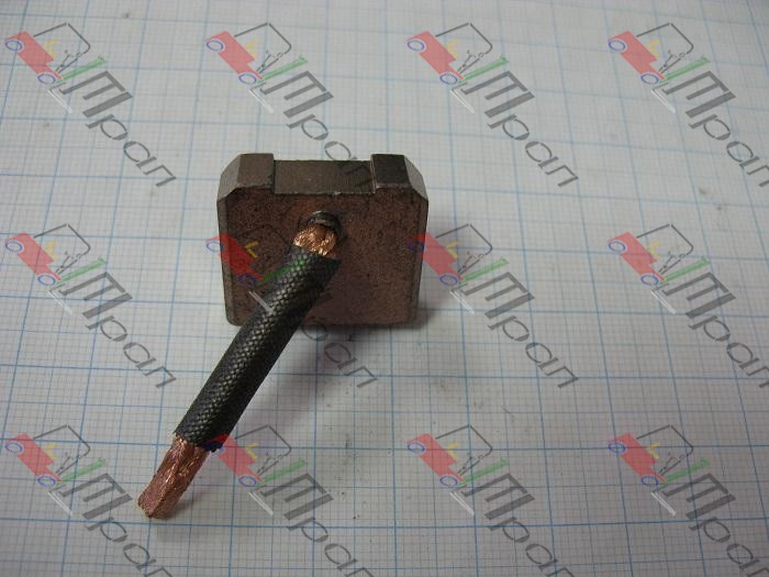 TOYOTA 28142-23450-71 Щетка стартера Toyota 7-8 сер.